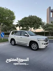  4 For Sale: Toyota Land Cruiser GXR V8 Model: 2018