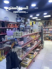  6 محل للبيع بخلو في سوق ابو نصير بإيجار مميز جداً