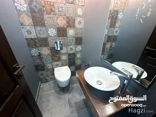  3 شقة محدثة بالكامل للبيع في منطقة الشميساني ( Property ID : 36896 )