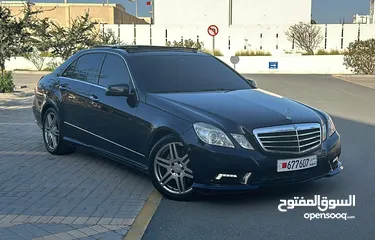  5 Mercedes benz E300 m2011 berfect condition