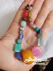  19 مسابح وعقود واطواق مشكله منوعه للبيع في اربد