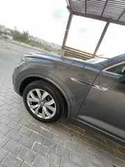  7 طوارق 2019 ار لاين فل الفل بحالة ممتازة جدا دهان الشركة للبيع