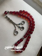  2 نادر جدا ولامعه ومن الأحجار النادره للبيع