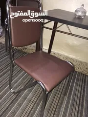  2 كراسي سفرة او برنده