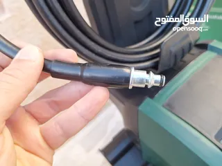  18 للبيع مضخة ضغط عالي Bosch Universal Aquatak 135 لغسيل السيارات. نظيفة.شبه جديدة.