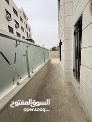  23 بالاقساط شقة ثالث مع روف في اجمل مناطق مرج الحمام خلف مدارس الخمائل