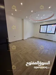  2 شقة سوبر ديلوكس - دابوق - 3نوم 1ماستر - 220م - ارضية مع حديقة - منطقة هادئة ومميزة