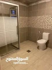  10 عمارة 8 شقق في العبدلي بجانب البوليفارد بدخل ممتاز للبيع بسعر الارض