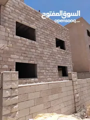  4 منزل مستقل طابقين عظم للبيع بسعر مغري