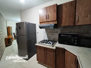  5 شقة مفروشة للإيجار – بيتونيا  دوار الفواكه – على الشارع الرئيسي