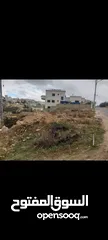  1 ارض مميزة على ثلاث شوارع في اجمل مناطق صافوط/ REF:017