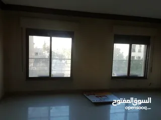  26 شقة طابقية للبيع في  دير غبار