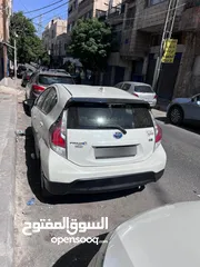  4 بريوس c 2017