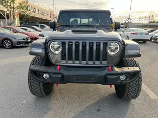  3 Jeep Wrangler Gladiator Model 2021