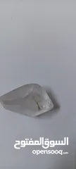  2 حجر كريستال خام للبيع