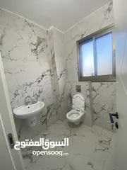  8 شقه للبيع- رافات