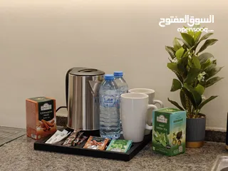  17 أجنحة فندقية للايجار للعائلات بموقع حيوي و مميز السابع