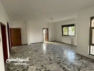  9 � للإيجار من المالك مباشرة – طابق أول في رام الله / الشرفة