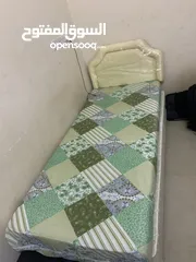  1 سرير طبي للبيع