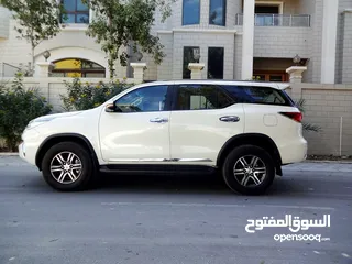  1 Toyota Fortuner 2.7L V4 4X4 Agency Maintained  Very Neat Clean Suv For Sale!