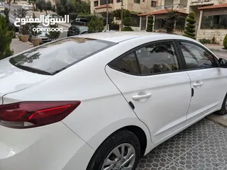  3 هونداي النترا 2017 عداد قليل