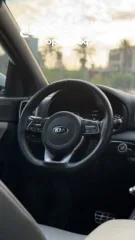  11 Kia sportage 22/21