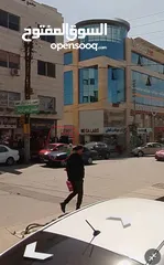  4 معرض تجاري للبيع او الاجار او البدل