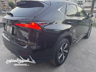  3 Lexus nx300h 2019