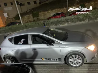  4 سيات ليون 2015 للبيع