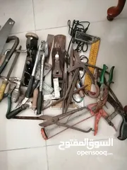  1 عده نجارة مستعملة كما في الصور