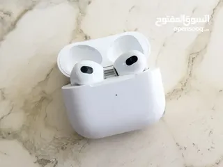  2 سماعات Airpods 3 درجة أولى صناعة أمريكية من شركة أبل