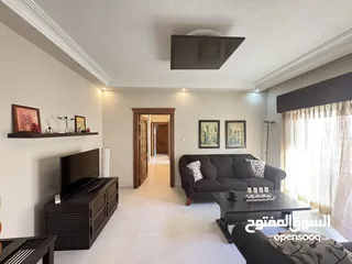  18 شقة مفروشة للإيجار 200م2 ( Property 40418 )-175089930