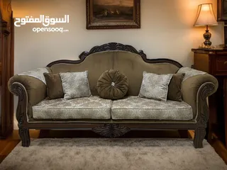  2 كنب زان مع الطاولات