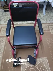  2 كرسي متحرك وحمام في ذات الوقت مع غطاء قابل للازاله يحمل وزن 100 كغ نوع الماني