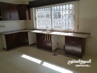  4 في أرقى مناطق الصويفية شقة طابق ثالث أخير 170م مجدده بالكامل بسعر مميز / ref 9085