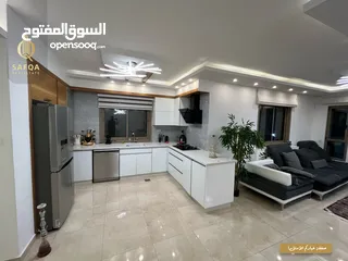  3 شقة مميزة  بإطلالة رائعة وموقع ممتاز مفروشة بالكامل وبتطشيب شخصي جديد وعمارة جديدة