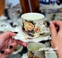  2 طقم شاي 6 كاسات و 6 صحون بحالة الجديد