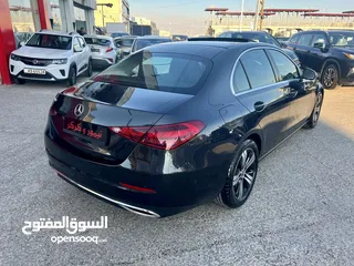  4 مرسيدس C180 موديل 2023 افنجارد فتحة غرافيت بحالة الزيرو وارد المانيا مميزة