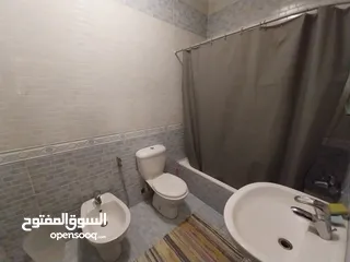  8 شقة مفروشة للإيجار  ( Property 40122 ) سنوي فقط