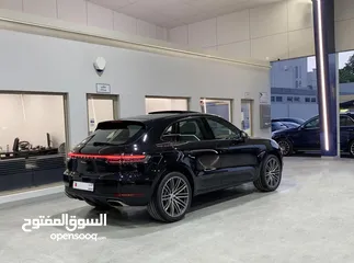  2 Porsche Macan (27,000 Kms)