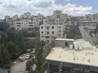  19 شقة عظم مقطعة للبيع