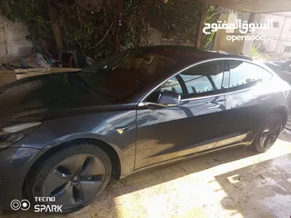  2 تسلا 3 لونج رينج دول ماتور بطاريه كبيره ودفع رباعي  لون فيراني مميز بحاله الوكاله