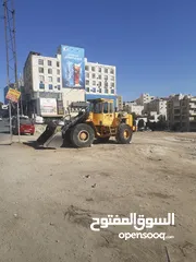  11 حفارةكوماتسوللبيع جرافه فولفو L90 للبيع