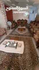  1 طقم كنب مستعمل بحالة الجيد للبيع