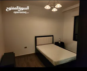  3 شقه دبل سوبر ديلوكس في دير غبار في حاله فوق الممتازه مؤثثه  جزئي غير مستخدمه الا لفتره قصيره للبيع