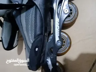  14 سكيت عدد2 نمره41والثاني43 نوعية ممتازة الي نمرته41 سعرالشراء 58 بالصور التسعيره عليه لثنين ب 30دينار