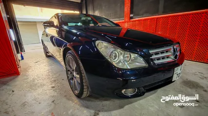  1 مرسيدس فخمه جدا CLS 550 للبيع فل كامل موديل 2008