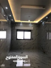  4 للبيع شقة ارضية  مع تراس مستقل  البنيات الجنوبي 140 متر