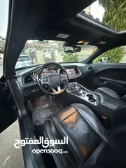  12 Dodge challenger sxt plus shaker 2018