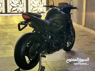  11 سوزوكي GSX .S750